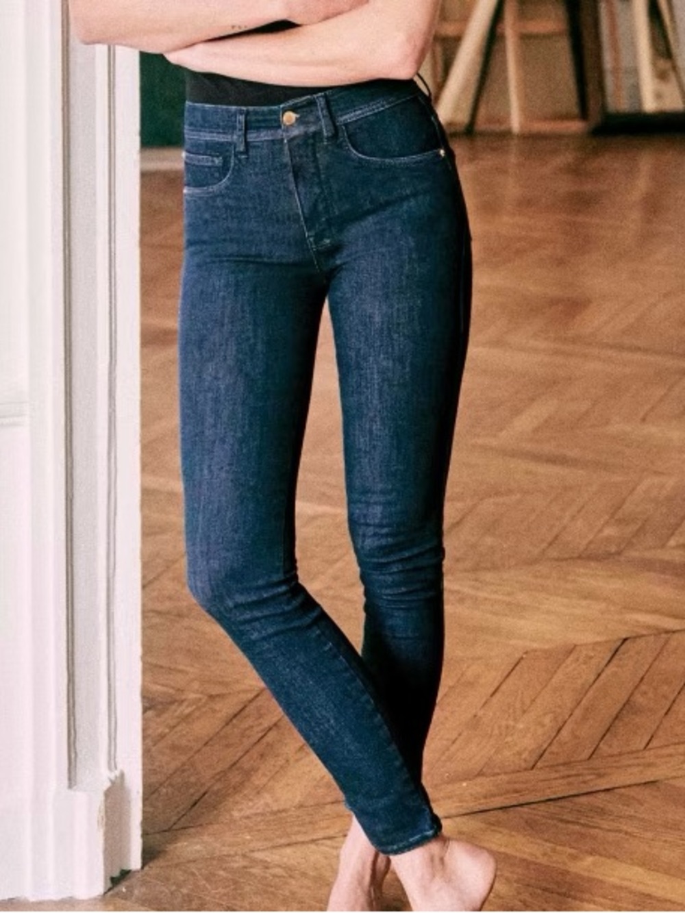 Sezane Women's Skinny Jeans in Dark Blue Denim
